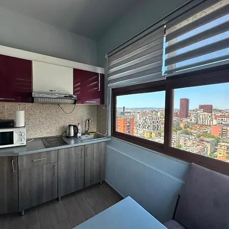 Skyline & Mountain Views Appartement